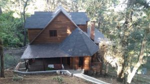 casa-de-madera-con-chiminea