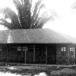 casas-diseño-americano-casa-costeña-gris-blanco